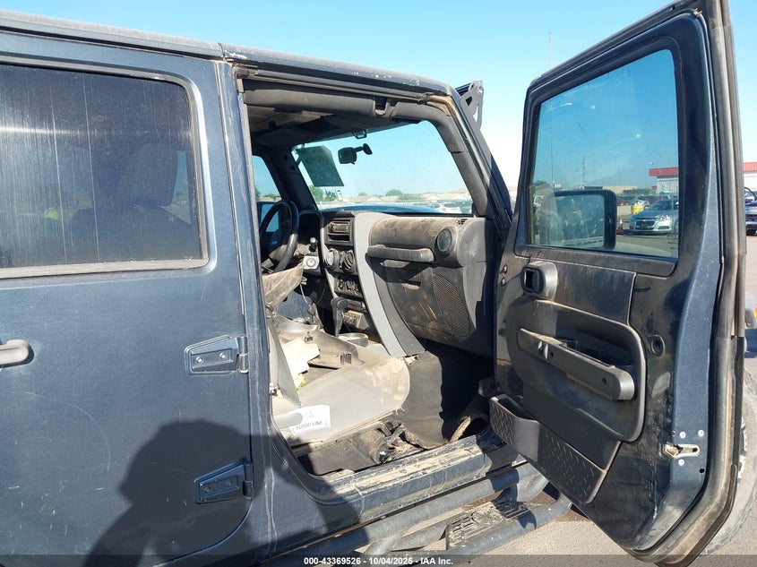 1J4GA39188L615604 2008 JEEP WRANGLER photo no. 5