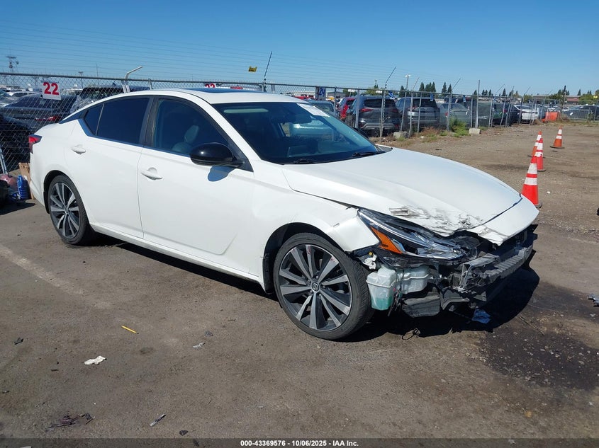 NISSAN ALTIMA 2.5 SR