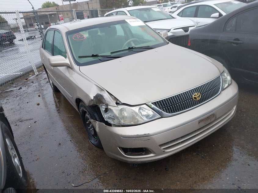4T1BF28B9YU042661 2000 Toyota Avalon Xl auction photo 1