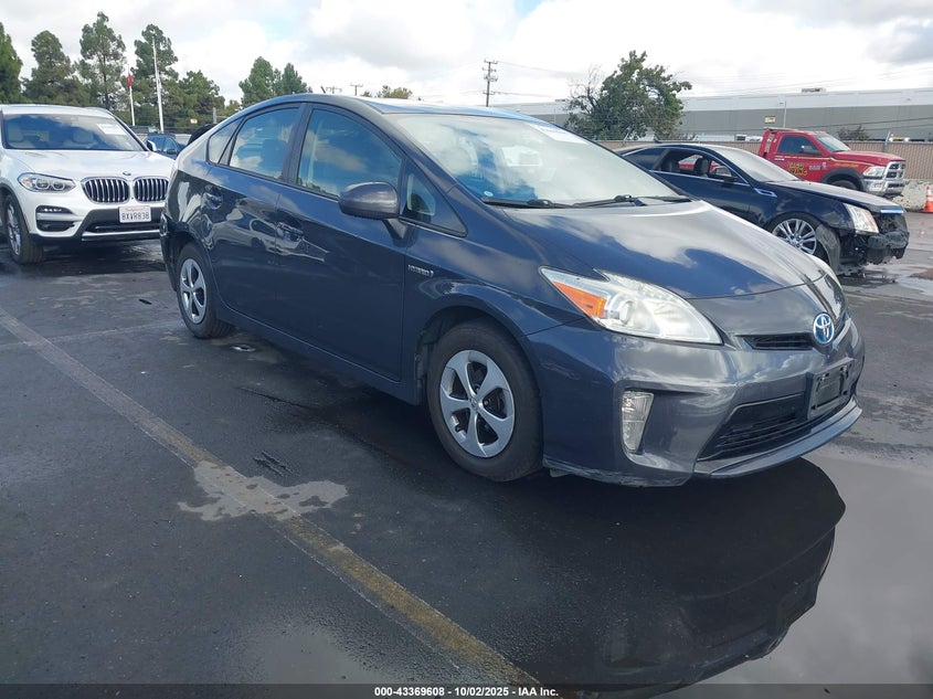 TOYOTA PRIUS TWO