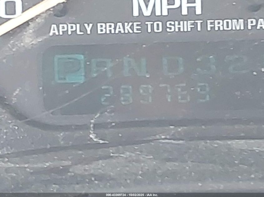 2002 Chevrolet Tahoe Z71 VIN: 1GNEK13Z12R121237 Lot: 43369724