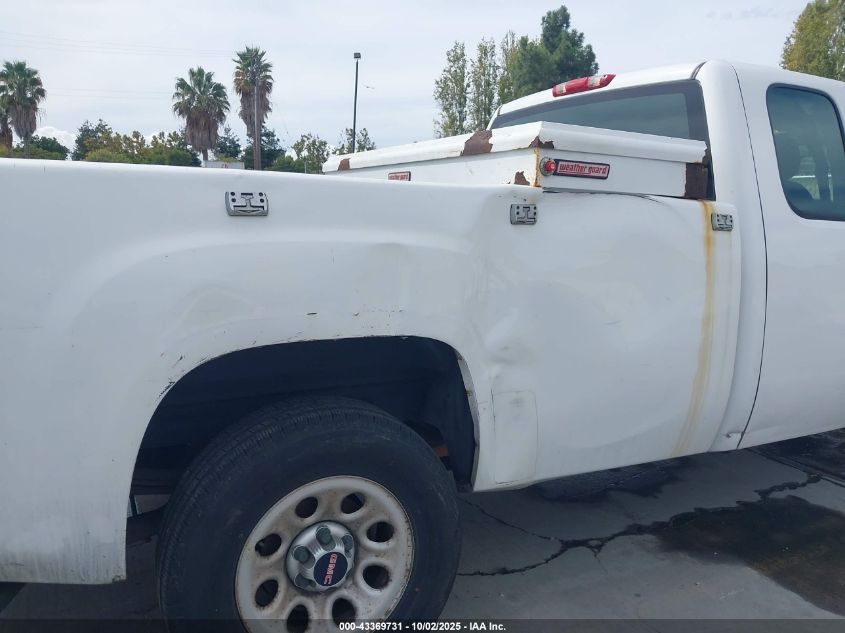 2008 GMC Sierra 1500 Work Truck VIN: 1GTEC19J38E172469 Lot: 43369731