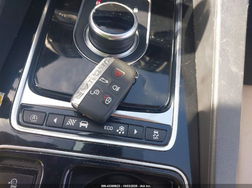 2018 Jaguar F-Pace 30T Premium VIN: SADCJ2GX1JA283310 Lot: 43369823