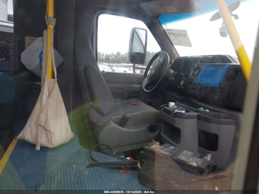 2017 Ford E-450 Cutaway VIN: 1FDFE4FSXHDC67335 Lot: 43369839