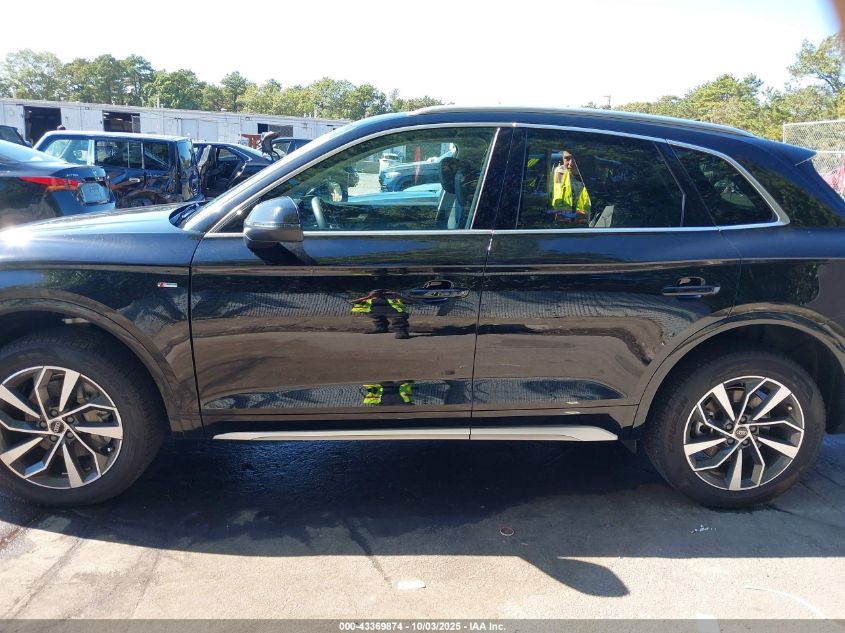 2024 Audi Q5 Premium Plus 45 Tfsi S Line Quattro VIN: WA1EAAFY8R2127841 Lot: 43369874
