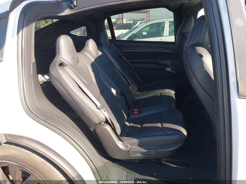 2023 Tesla Model X Dual Motor All-Wheel Drive/Standard Range VIN: 7SAXCAE50PF397062 Lot: 43369998