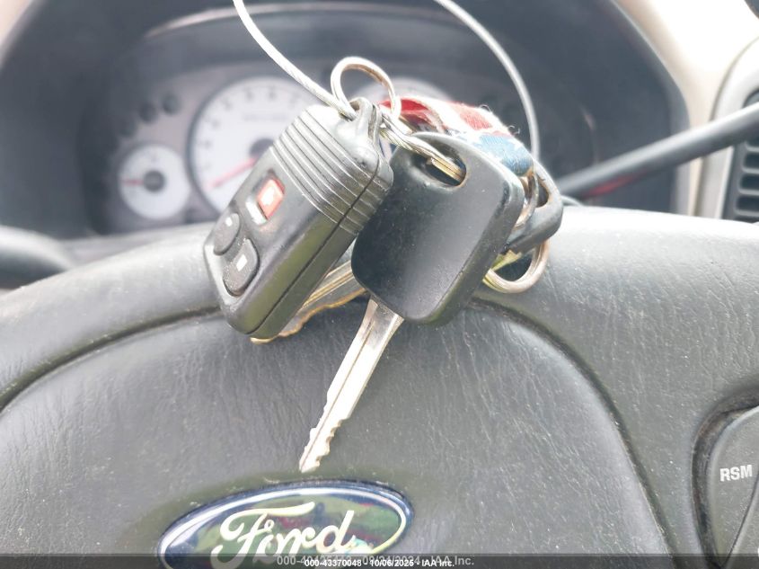 2003 Ford Escape Limited VIN: 1FMCU94133KA08431 Lot: 43370048