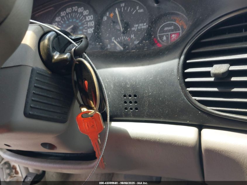 2000 Buick Regal Gs VIN: 2G4WF5519Y1239436 Lot: 43370141