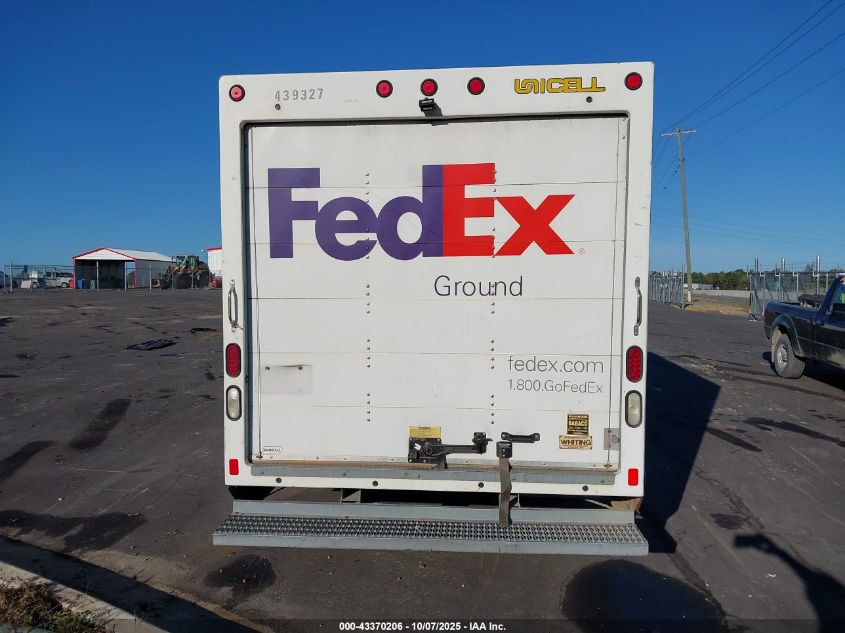 2015 Ford Transit-350 Cutaway VIN: 1FDBF8PM6FKB05617 Lot: 43370206