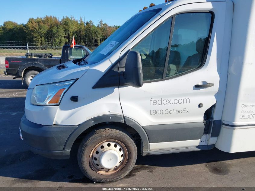2015 Ford Transit-350 Cutaway VIN: 1FDBF8PM6FKB05617 Lot: 43370206