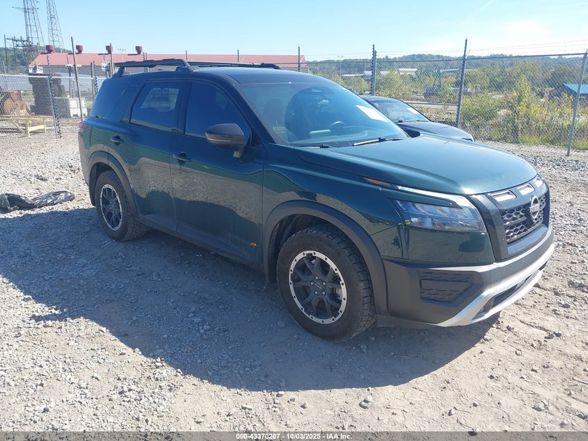 NISSAN PATHFINDER ROCK CREEK 4WD