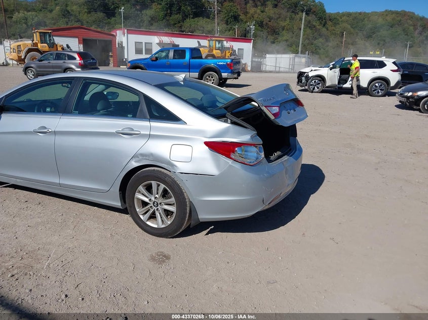 2012 Hyundai Sonata Gls VIN: 5NPEB4AC4CH390351 Lot: 43370268