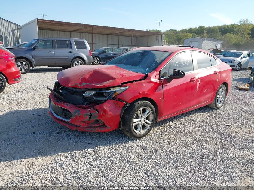 2018 CHEVROLET CRUZE LT AUTO - 1G1BE5SM1J7112041
