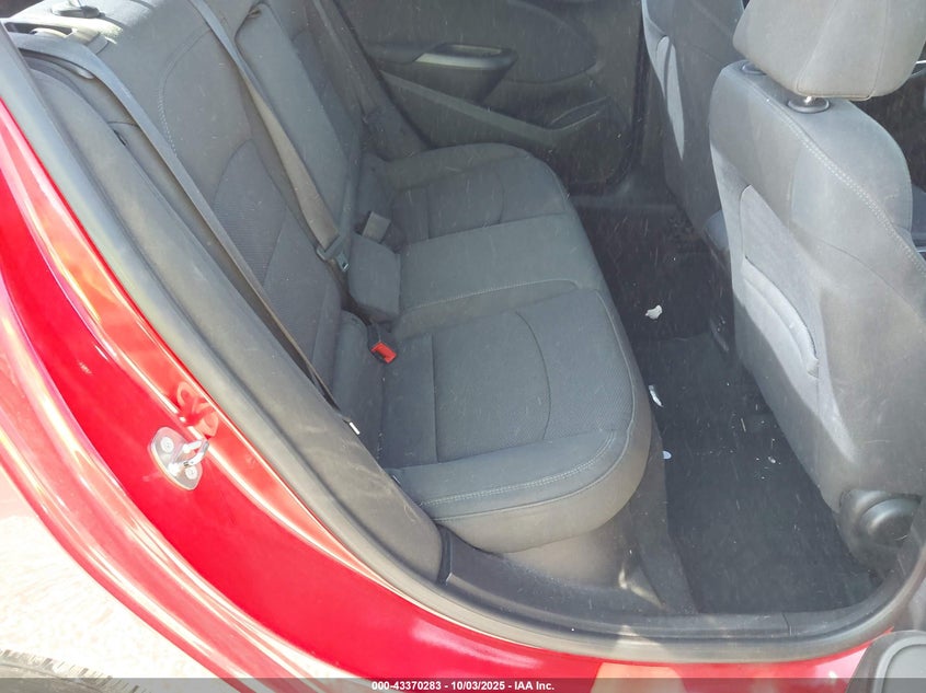 2018 CHEVROLET CRUZE LT AUTO - 1G1BE5SM1J7112041