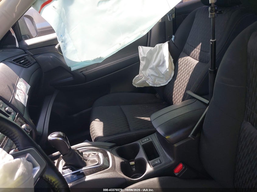 2020 NISSAN ROGUE SV INTELLIGENT AWD JN8AT2MV3LW110611