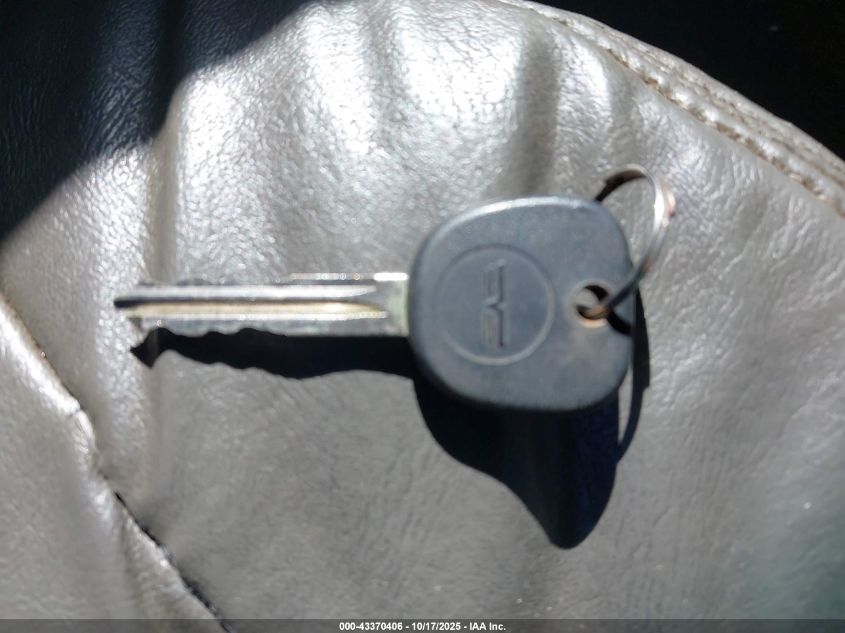 2010 GMC Savana Cutaway Work Van VIN: 1GD1G2BA3A1150502 Lot: 43370406