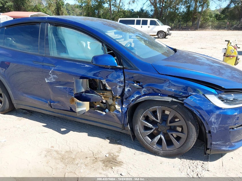 2024 Tesla Model X Long Range VIN: 7SAXCBE51RF454698 Lot: 43370484