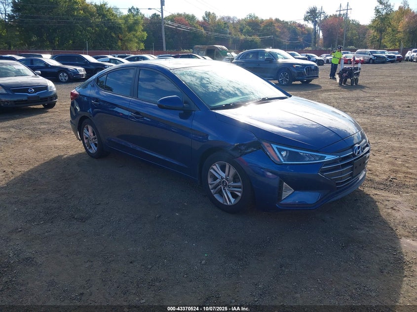 HYUNDAI ELANTRA SEL