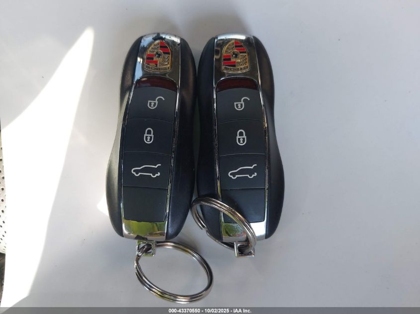 2017 Porsche Macan S VIN: WP1AB2A58HLB13210 Lot: 43370550