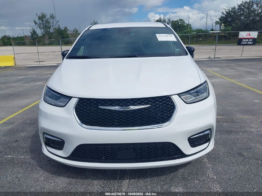 2025 Chrysler Pacifica Select VIN: 2C4RC1BG2SR520790 Lot: 43370578