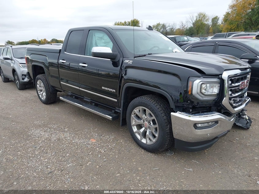 GMC SIERRA 1500 SLT