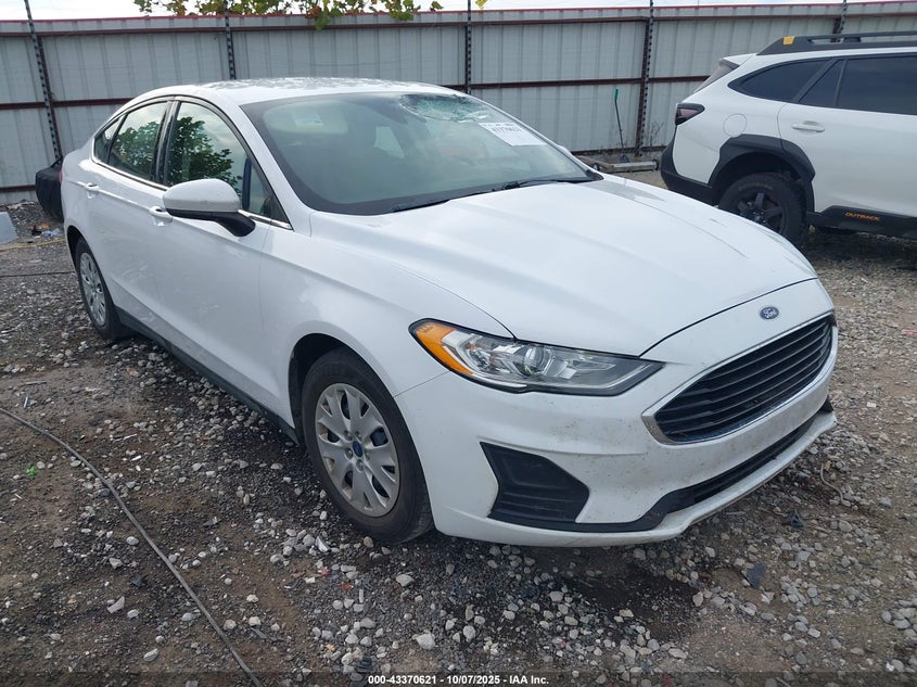 FORD FUSION S