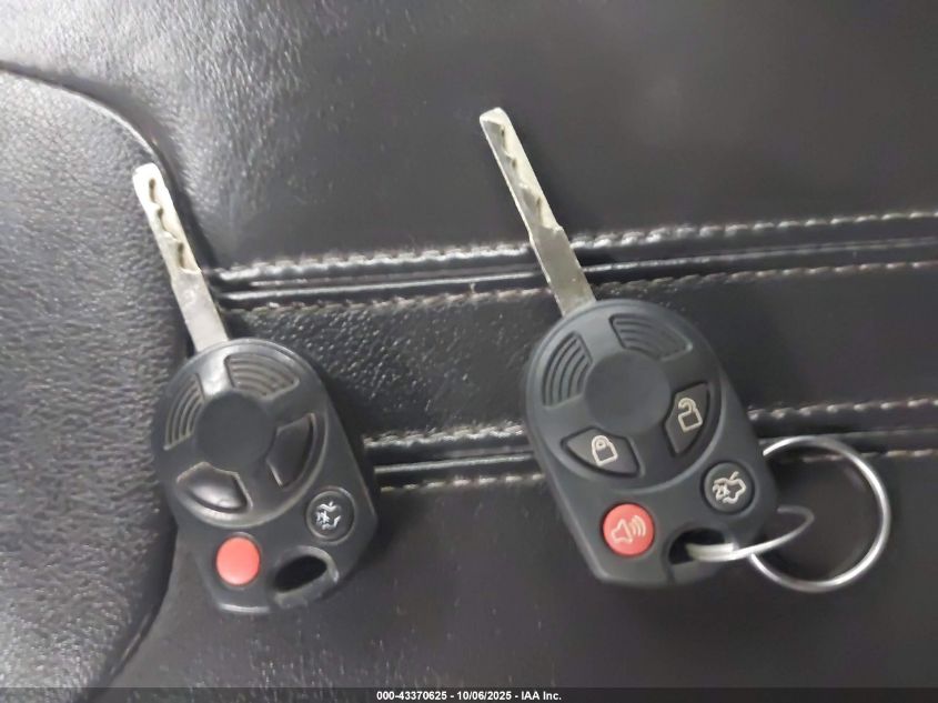 2012 Ford Focus Sel VIN: 1FAHP3H25CL174810 Lot: 43370625