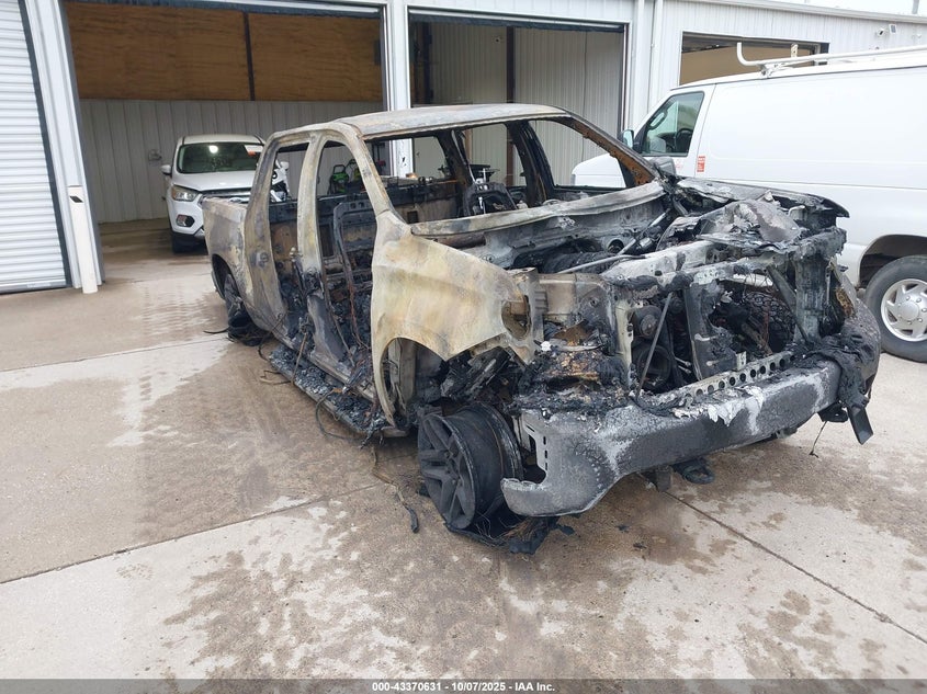 CHEVROLET SILVERADO 1500 CUSTOM TRAIL BOSS