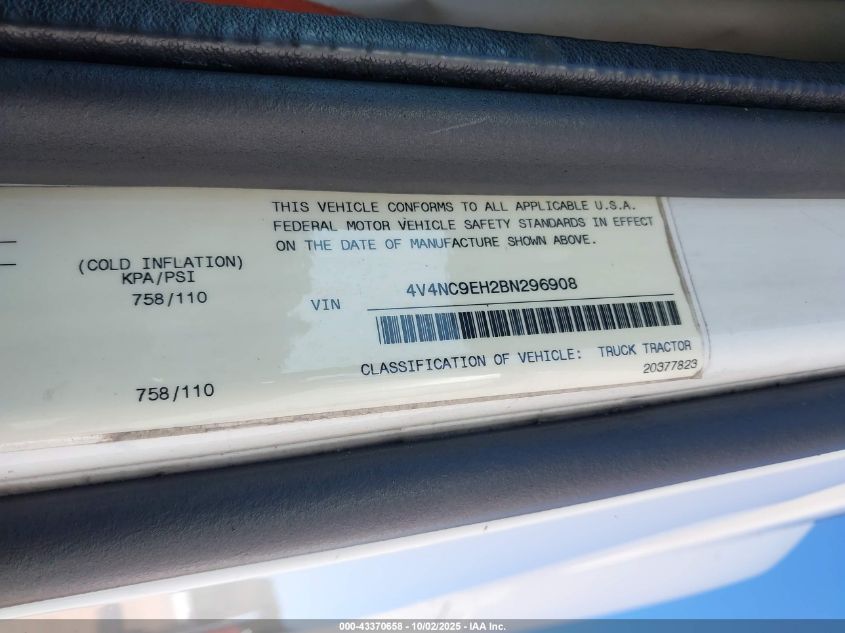 2011 Volvo Vn Vnl VIN: 4V4NC9EH2BN296908 Lot: 43370658