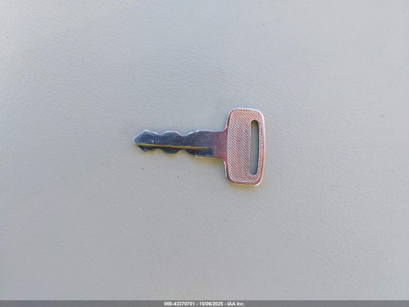 2015 Yamaha Adventurer Sport 2+2 VIN: 00JC0601652DR2015 Lot: 43370701