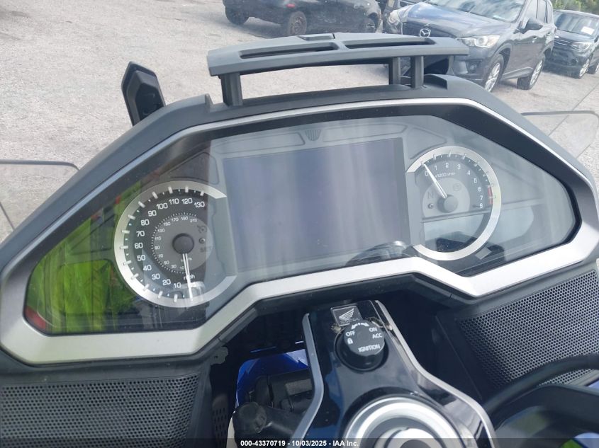 2018 Honda Gl1800 D VIN: JH2SC7956JK004445 Lot: 43370719