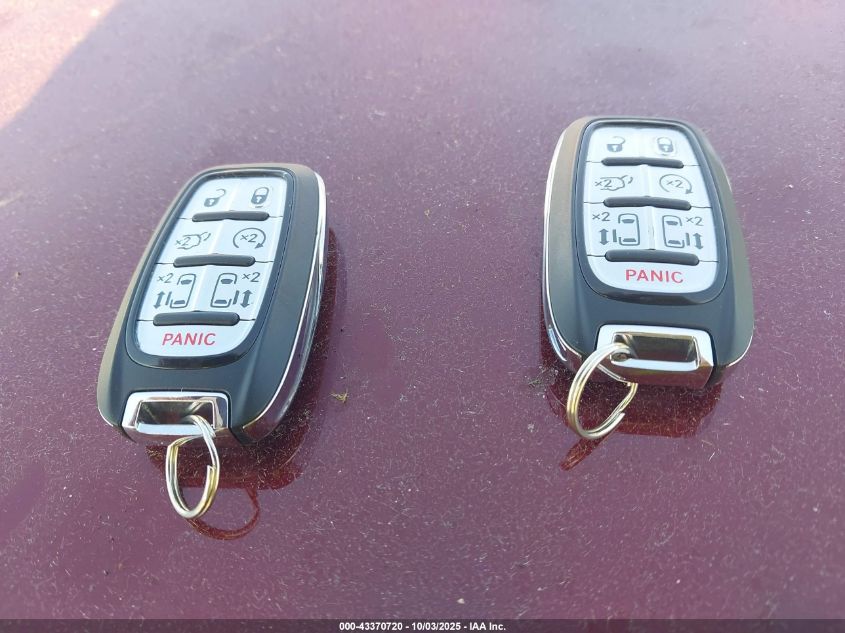 2020 Chrysler Pacifica Touring L Plus VIN: 2C4RC1EGXLR121638 Lot: 43370720