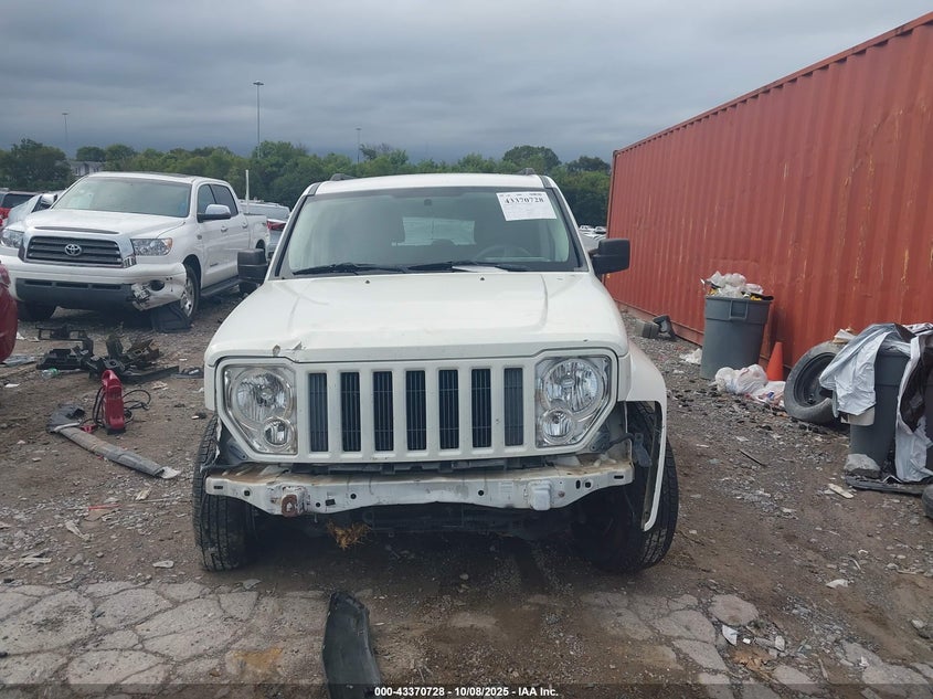 2008 Jeep Liberty Sport VIN: 1J8GN28K88W140445 Lot: 43370728