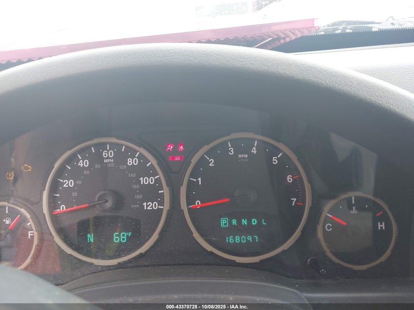 2008 Jeep Liberty Sport VIN: 1J8GN28K88W140445 Lot: 43370728