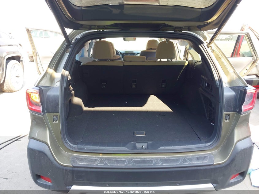 2025 SUBARU OUTBACK LIMITED - 4S4BTANC2S3162525