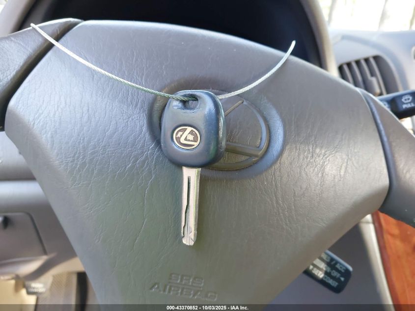 2000 Lexus Rx 300 VIN: JT6HF10U3Y0099748 Lot: 43370852