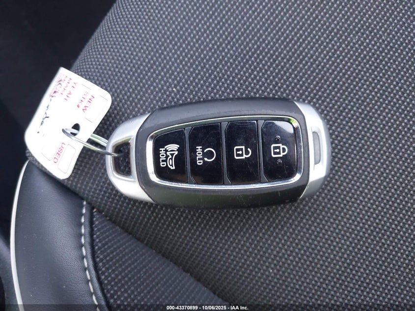 2022 HYUNDAI VENUE LIMITED KMHRC8A32NU151519