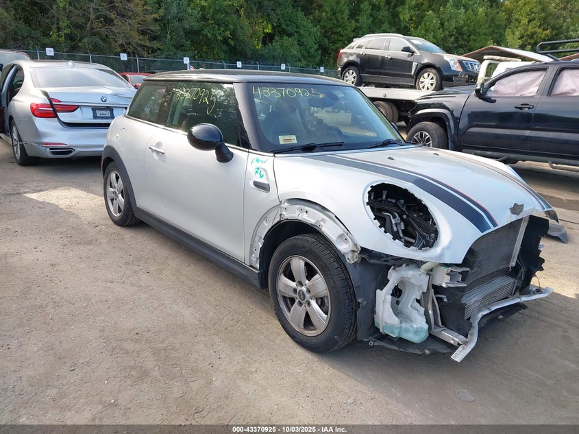 MINI HARDTOP COOPER/OXFORD EDITION