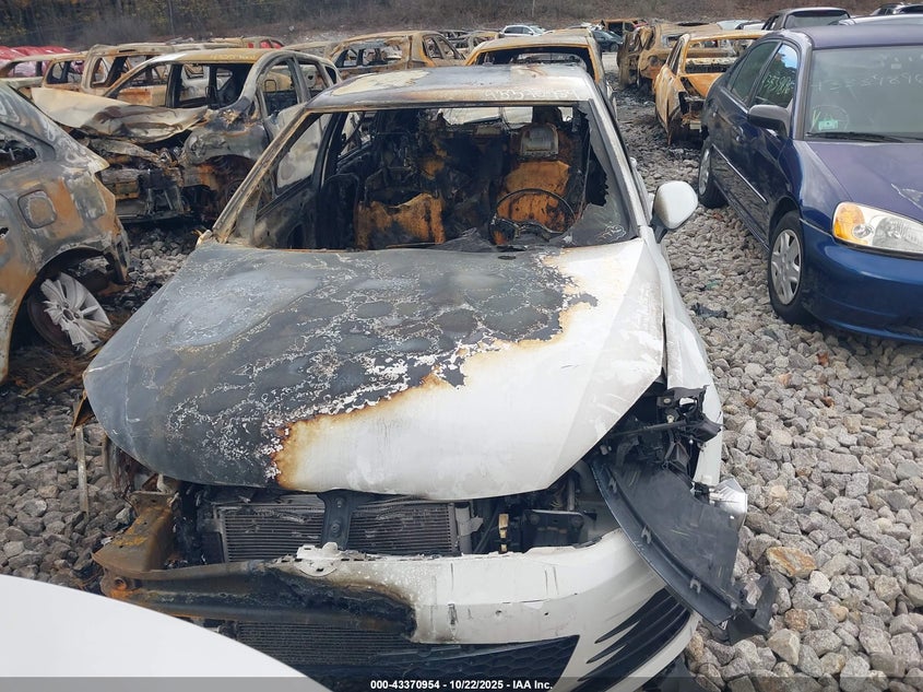 2017 Volkswagen Golf Gti Autobahn 4-Door/S 4-Door/Se 4-Door/Sport 4-Door VIN: 3VW4T7AU3HM074036 Lot: 43370954