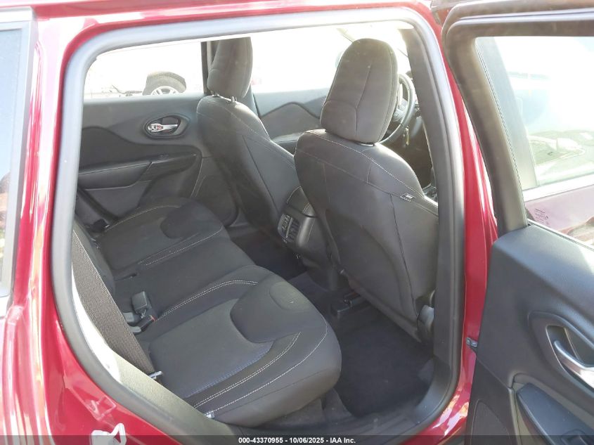 2017 Jeep Cherokee Latitude 4X4 VIN: 1C4PJMCB1HW505103 Lot: 43370955