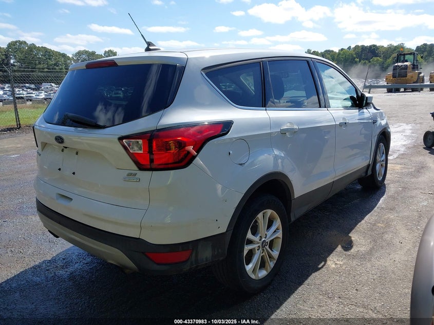 2019 FORD ESCAPE SE - 1FMCU0GD9KUA07059