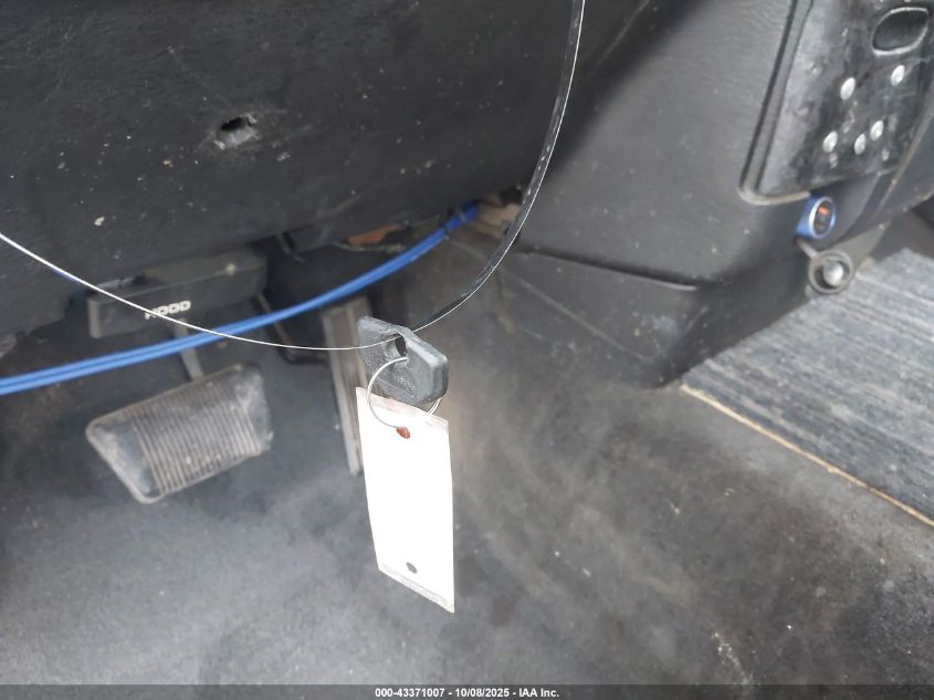 2002 Dodge Ram 1500 St VIN: 3D7HA18ZX2G185817 Lot: 43371007