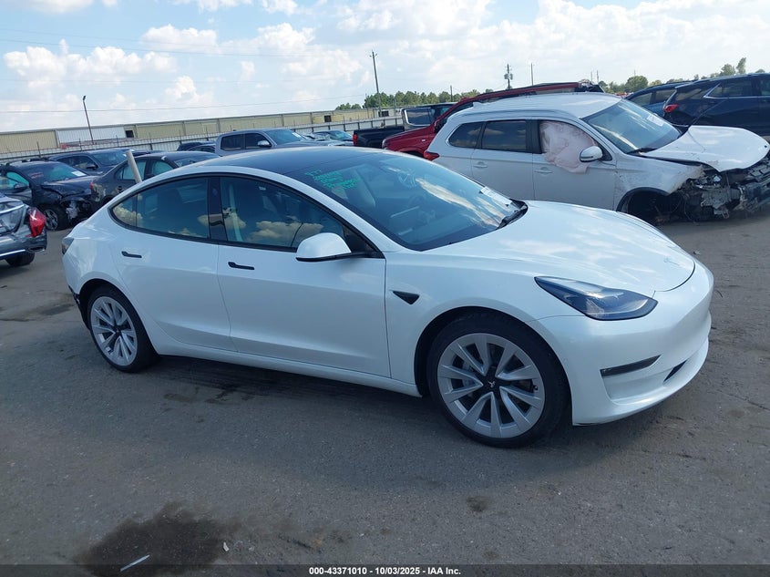 2022 Tesla Model 3 Long Range Dual Motor All-Wheel Drive VIN: 5YJ3E1EB7NF254148 Lot: 43371010