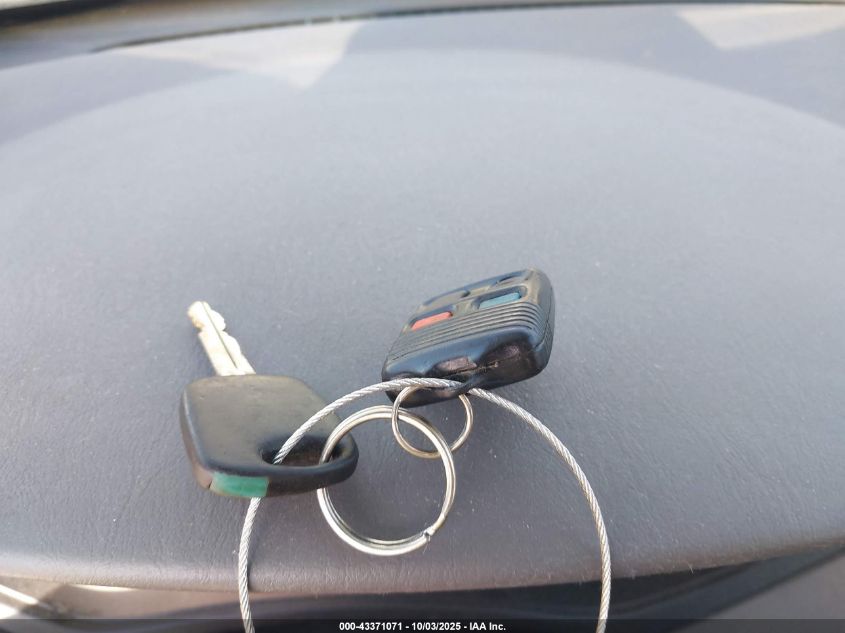 2003 Ford Focus Zx3 VIN: 3FAFP31383R170973 Lot: 43371071