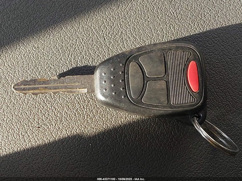 2007 Jeep Commander Sport VIN: 1J8HG48K17C511455 Lot: 43371100