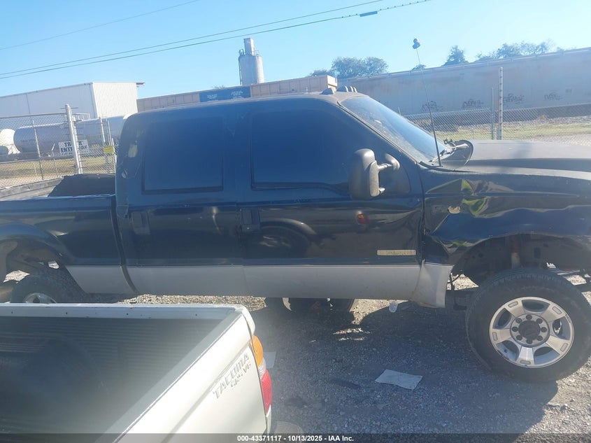 2004 Ford F-250 Lariat/Xl/Xlt VIN: 1FTNW21P14EA13232 Lot: 43371117