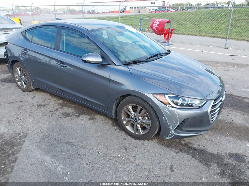 HYUNDAI ELANTRA SEL