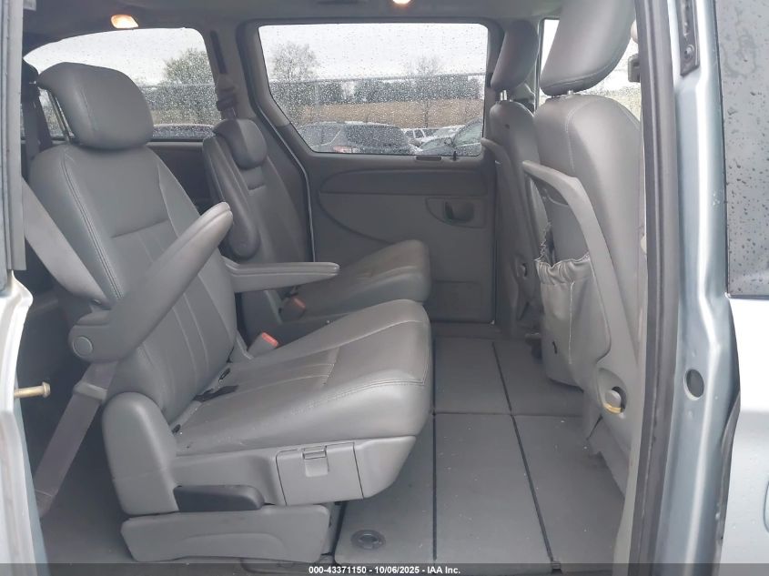 2006 Chrysler Town & Country Touring VIN: 2A4GP54L56R818828 Lot: 43371150