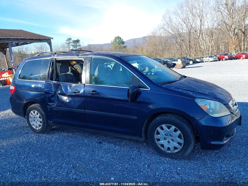 2007 Honda Odyssey Lx VIN: 5FNRL38207B135626 Lot: 43371161