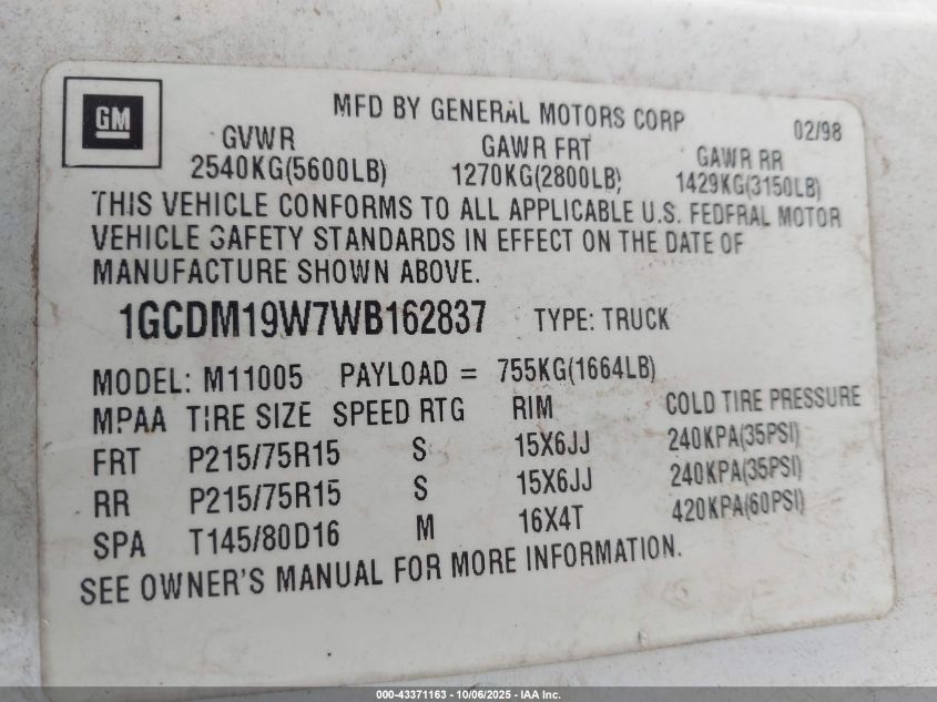 1998 Chevrolet Astro VIN: 1GCDM19W7WB162837 Lot: 43371163